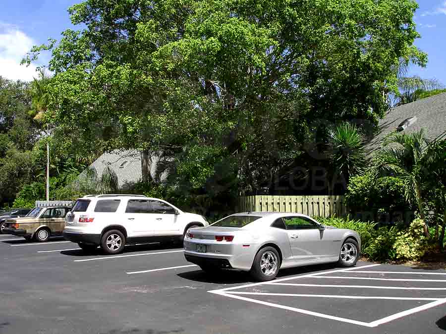 BENT PINES VILLAS Uncovered Parking